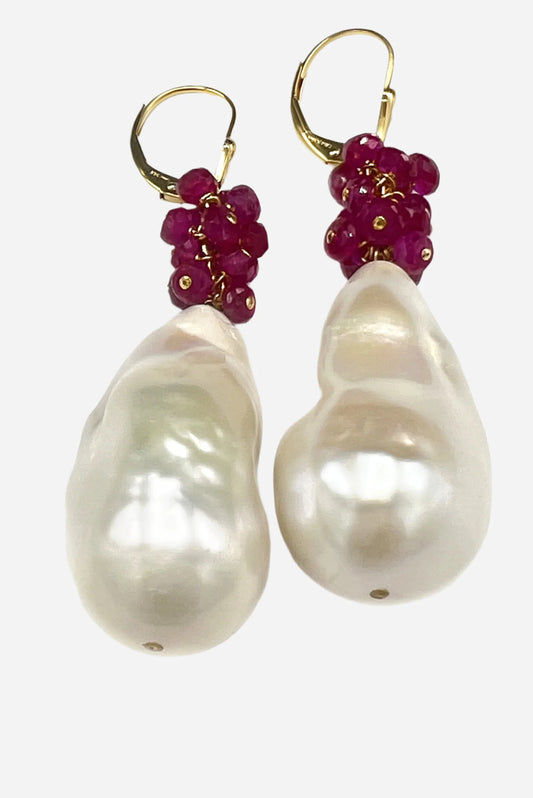 Baroque Poise Earrings
