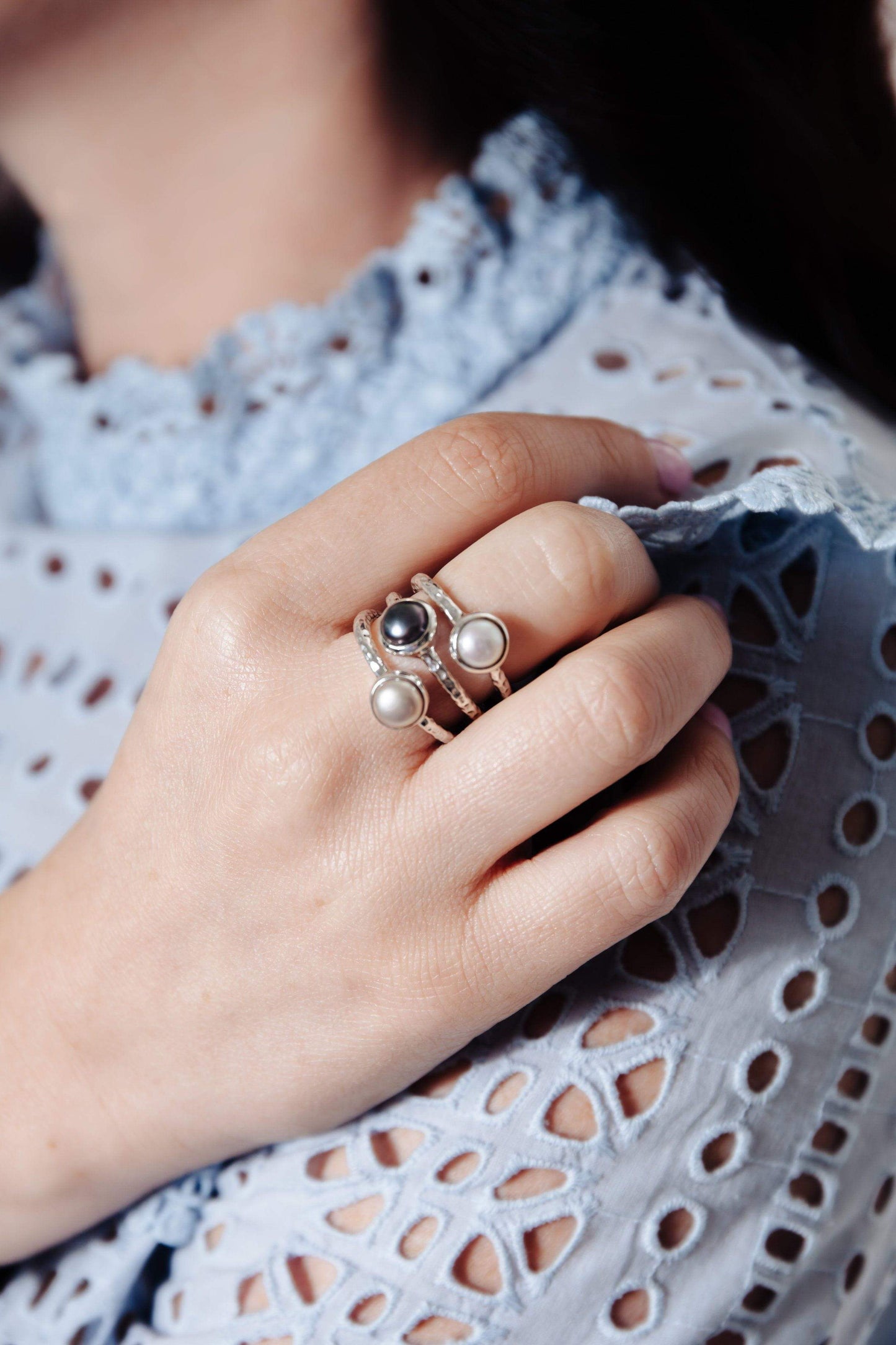 Blush Pearl Fine Band Ring - Inaya Jewelry