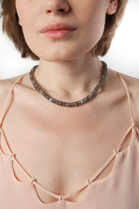 Labradorite Necklace - Inaya Jewelry
