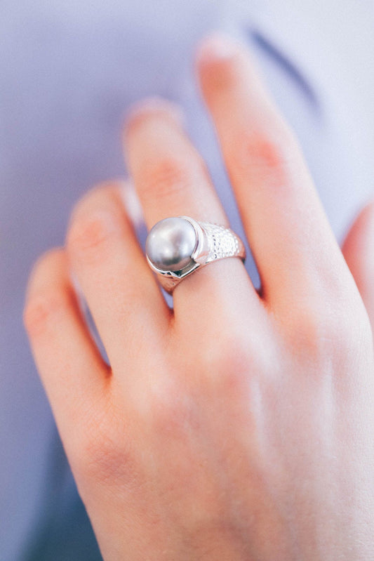 Pearl Grey Ring