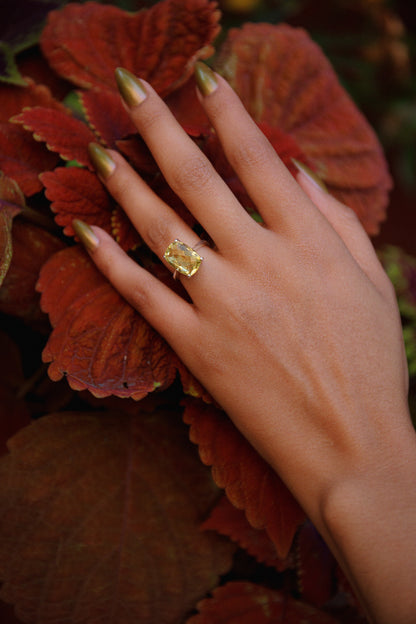 Lemon Topaz Zen Ring