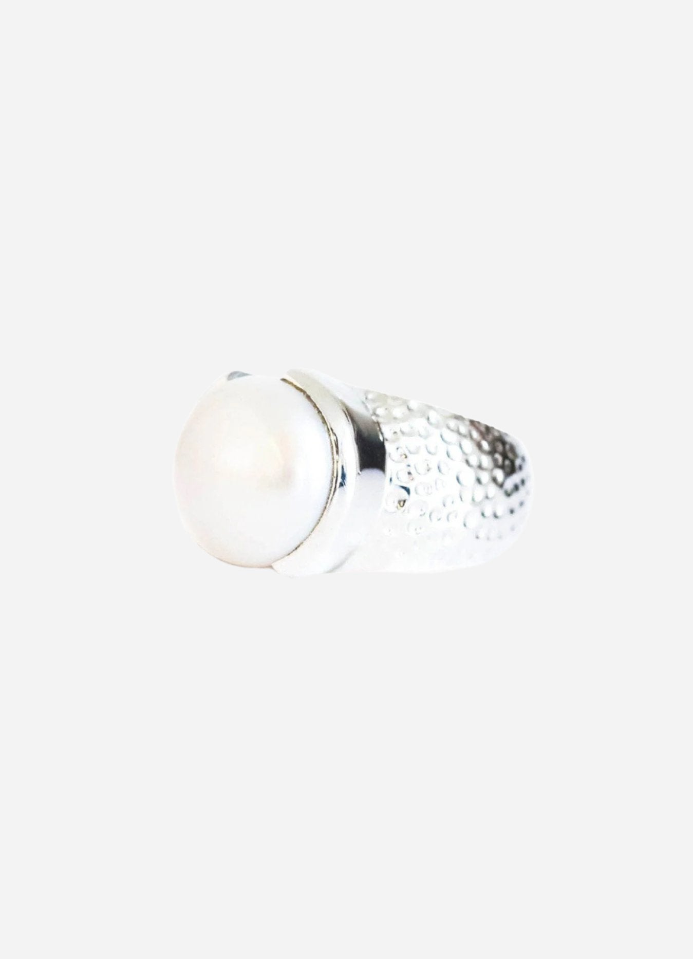 Pearl White Ring - Inaya Jewelry