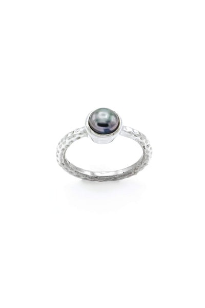 Black Pearl Fine Band Ring - Inaya Jewelry