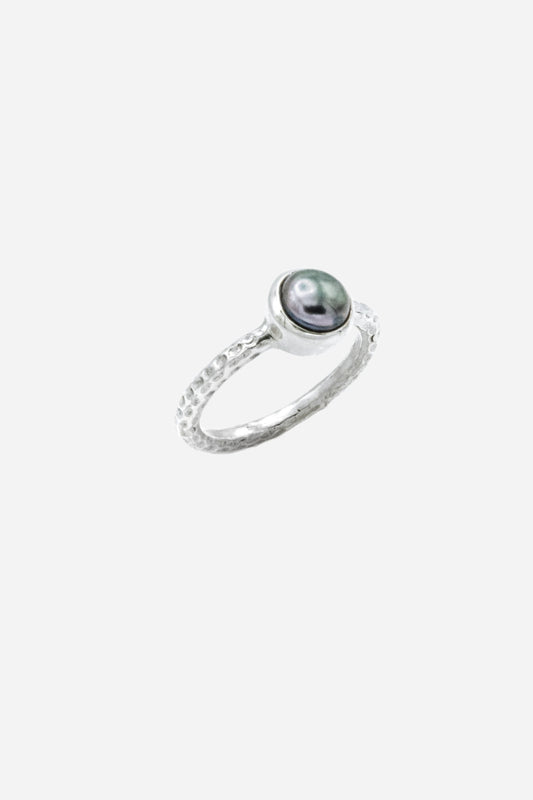 Black Pearl Fine Band Ring - Inaya Jewelry