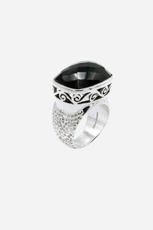 East to West Black Onyx Ring - Inaya Jewelry