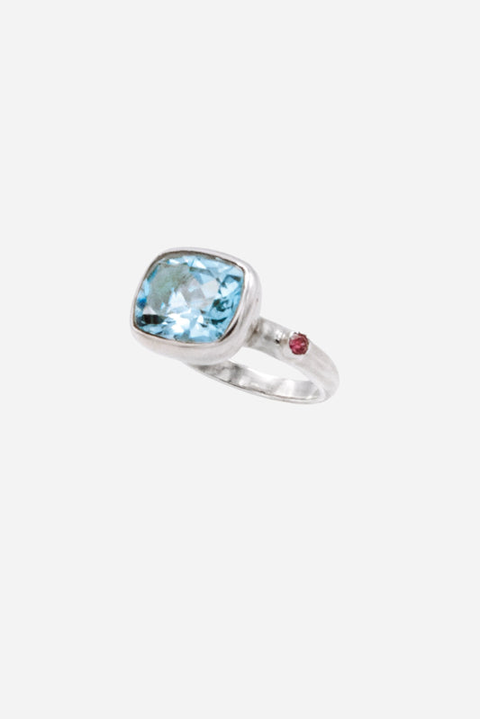 Blue Topaz & Ruby Ring - Inaya Jewelry