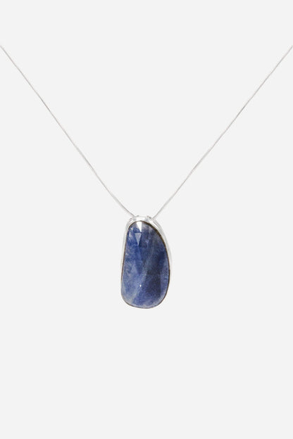 Flat Cut Sapphire Pendant - Inaya Jewelry